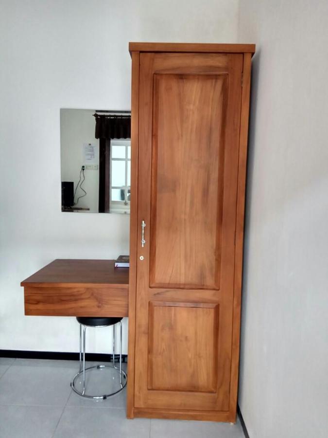 Sultan Guesthouse Tulungagung Exterior foto
